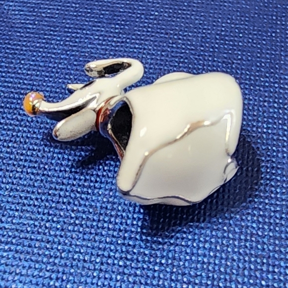 Pandora Disney The Nightmare Before Christmas Zero Charm - Picture 8 of 10